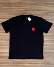 Camiseta Masculina Onbongo Simples Patch - Preto - P