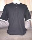Camiseta preta/branca. Tam. M