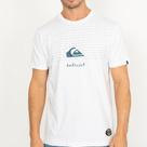 Camiseta Quiksilver Emb Quik Thoughts WT26 Masculina Branco Camiseta Quiksilver Emb Quik Thoughts WT26 Masculina Branco