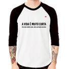 Camiseta Raglan A vida é muito curta pra não comer igual uma capivara raivosa Manga 3/4 - Foca na Moda Camiseta Raglan A vida é muito curta pra não comer igual uma capivara raivosa Manga 3/4 - Foca na Moda