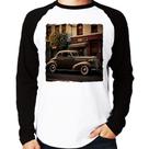 Camiseta Raglan Carro antigo na cidade Manga Longa - Foca na Moda Camiseta Raglan Carro antigo na cidade Manga Longa - Foca na Moda