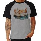 Camiseta Raglan Gatinho Relaxando na Bóia - Foca na Moda