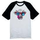 Camiseta Raglan Vaca Doida Lambendo Oculos Vermelhos Camiseta Raglan Vaca Doida Lambendo Oculos Vermelhos