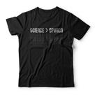 Camiseta Science Is Greater Studio Geek Camiseta Science Is Greater Studio Geek