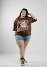Camiseta t-shirt oversized world peace marrom - jayjam rock wear