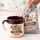 Caneca Café e Deus Meu Combustível Diário