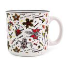 Caneca Camper de cerâmica Silver Buffalo Stranger Things 20mL Hellfire