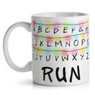 Caneca de Cerâmica 325ml Stranger Run Yaay! CAN106 Caneca de Cerâmica 325ml Stranger Run Yaay! CAN106