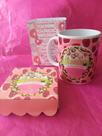 Caneca de porcelana linha poemas Carol Doçaria Artesanal Caneca de porcelana linha poemas Carol Doçaria Artesanal
