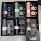 caneca Kit Garrafa Térmica Vacuum Bottle Inox 500ml + 3 Xícaras Bebidas Fria ou Quente
