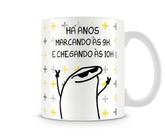 Caneca meme flork há anos atrasado