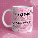 Caneca Porcelana Professora um grande coração molda mentes Brilhantes 325ml Caneca Porcelana Professora um grande coração molda mentes Brilhantes 325ml
