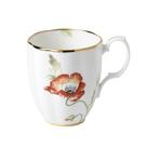 Caneca Royal Albert 100 Years 1970 em porcelana bone china 420 ml Caneca Royal Albert 100 Years 1970 em porcelana bone china 420 ml