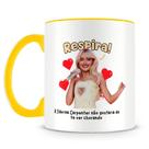 Caneca Sabrina Carpenter Meme Divertida e Estilosa para Fãs