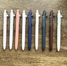 Caneta Rollerball Uni-Ball Zento - Ponta 0.7mm - Tinta Preta Caneta Rollerball Uni-Ball Zento - Ponta 0.7mm - Tinta Preta