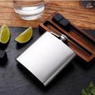 Cantil Aço Cachaça Licor Inox Bolso Porta Bebidas Whisk Vodka Rum Álcool Garrafa Tequila Gin Leva