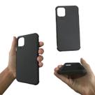 Capa anti-impacto em silicone compatível com apple iphone 11 (tela: 6.1") (4g) cor:preta