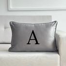 Capa de Almofada Decorativa em Veludo 45x30 com Letra Cinza