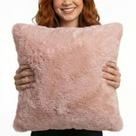 Capa de Almofada Pelúcia Pelo Curto Luxo Soft Rose Para Sofá Novadecora