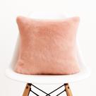Capa de Almofada Pelúcia Pelo Curto Luxo Soft Rose Para Sofá Novadecora