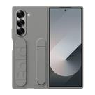 Capa de telefone Samsung Galaxy Z Fold 6 de silicone com suporte cinza
