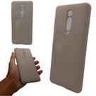 Capa em silicone com interior aveludado compatível com xiaomi mi 9t / k20 (tela: 6.39") (4g) cor:bege acizentado