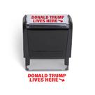 Carimbo Personalizado Auto-Entintado "Donald Trump Mora Aqui"