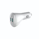 Carregador veicular car charger Carregador veicular car charger
