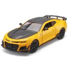 Carro de brinquedo Chevrolet Camaro Bumblebee modelo fundido em escala 1:24