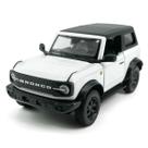 Carro de brinquedo fundido sob pressão Metanyl 2 portas Bronco Badlands escala 1/36
