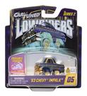Carro Diecast MGA Entertainment Chevrolet Impala 1963 com LED
