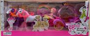 Carruagem com mini boneca e 2 cavalos Carruagem com mini boneca e 2 cavalos