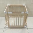 Cercado de madeira para bebê HUTOCADA 86 x 88 cm com trava de segurança infantil Cercado de madeira para bebê HUTOCADA 86 x 88 cm com trava de segurança infantil