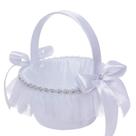 Cesta de flores de casamento branca elegante com renda e fita