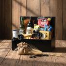 Cesta de Presente Momento Happy Hour com Cerveja Artesanal, Long Neck e Snacks Gourmet