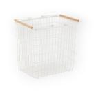 Cesto aramado 47l com alca de bambu branco oikos