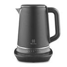 Chaleira Elétrica Electrolux 1,7L Inox Preta EKP70 220V Chaleira Elétrica Electrolux 1,7L Inox Preta EKP70 220V