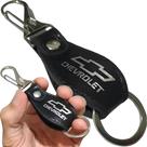 Chaveiro Chevrolet Couro Preto Premium Mosquetão Metal Acessório Chave Carro Luxo Presente