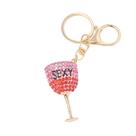 Chaveiro: copo de vinho espumante, strass, metal 30,2 g