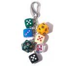 Chaveiro de dados de sinuca de 8 bolas com design clássico de cor marrom-verde