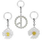 Chaveiro estilo G-Dragon, esmalte metálico Daisy Peace Sign