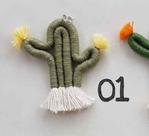 Chaveiro Mini Cacto em Macrame, Chaveiro, Lembrancinha - 50 unidades