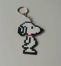 Chaveiro Snoopy pixel art