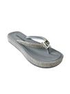 Chinelo alto strass lança perfume
