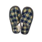 Chinelo De Quarto Pantufa Pelucia Conforto Adulto - Xadrez Chinelo De Quarto Pantufa Pelucia Conforto Adulto - Xadrez