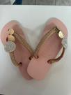 Chinelo decorado com pedraria
