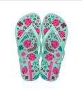 Chinelo Feminino Ipanema Joaninhas Jardins 26113 Verde Verde Rosa
