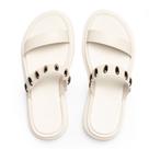 Chinelo Feminino Moleca Flatform Aplicações Branco Chinelo Feminino Moleca Flatform Aplicações Branco