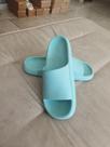 Chinelo nuvem azul