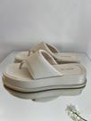 Chinelo off-white flatform confort